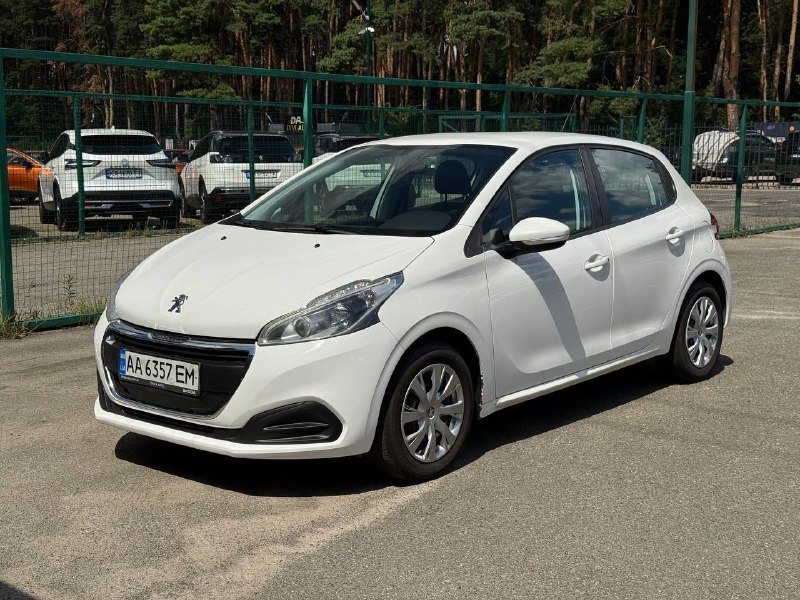 Peugeot 208 (ACTIVE)