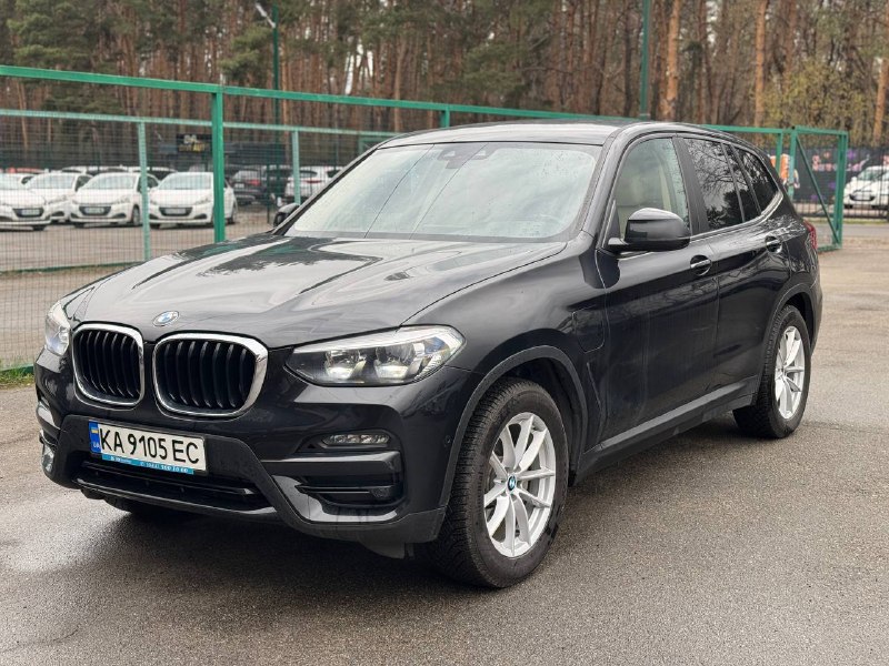 BMW X3 (xDrive 30е)