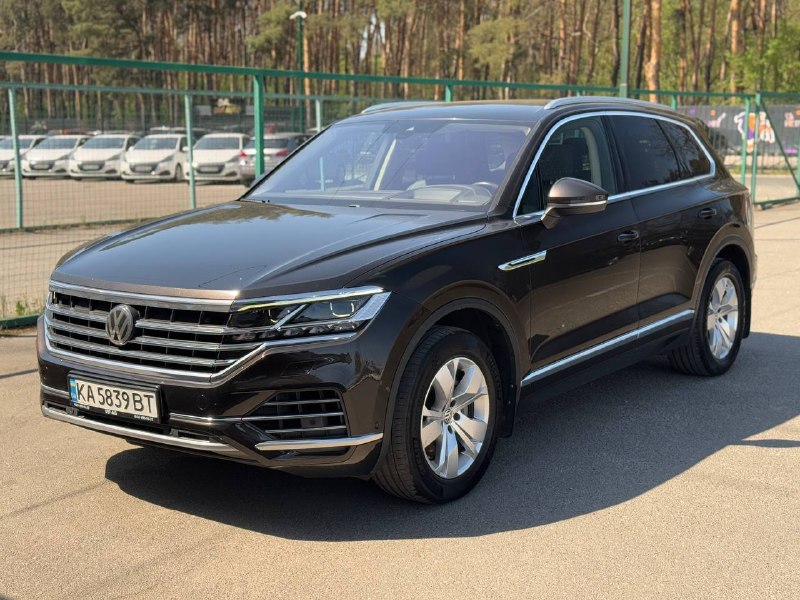 Volkswagen Touareg (AMBIENCE)